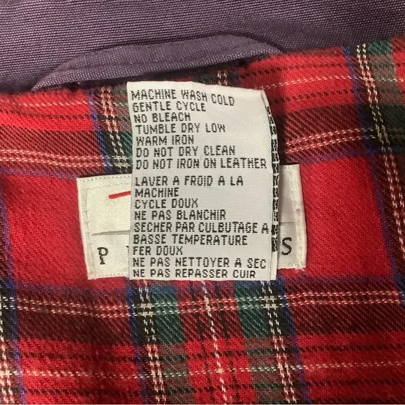 Talbots Classic Purple barn coat with brown leather collar and flannel lining - Picture 5 of 11